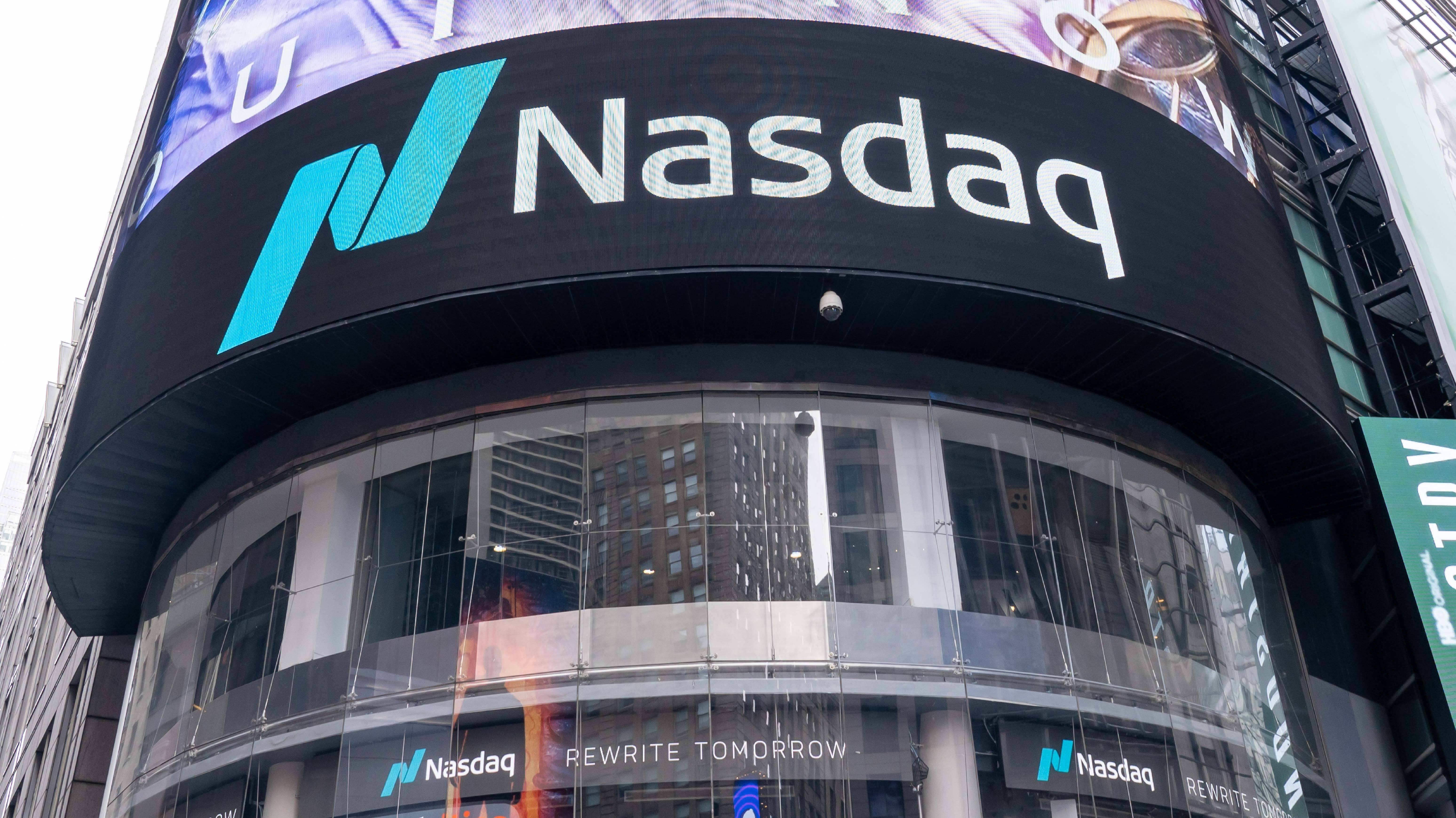 Nasdaq Turns Bearish as Yields Surge