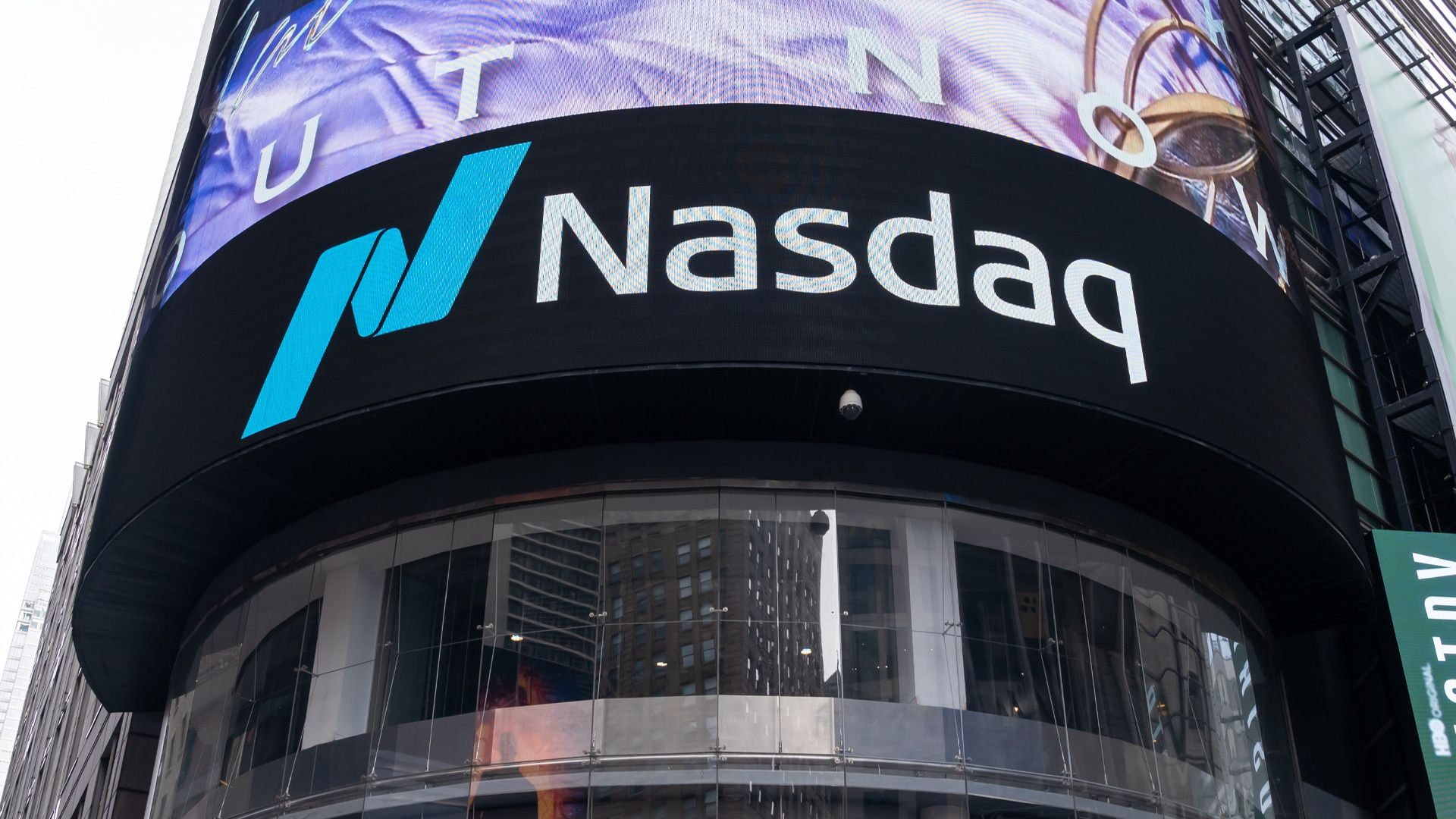 Nasdaq 100 indeksi 29 294 səviyyəsinə doğru enəcəkmi?